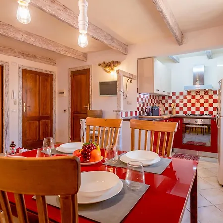 La Casa Di Zaira *